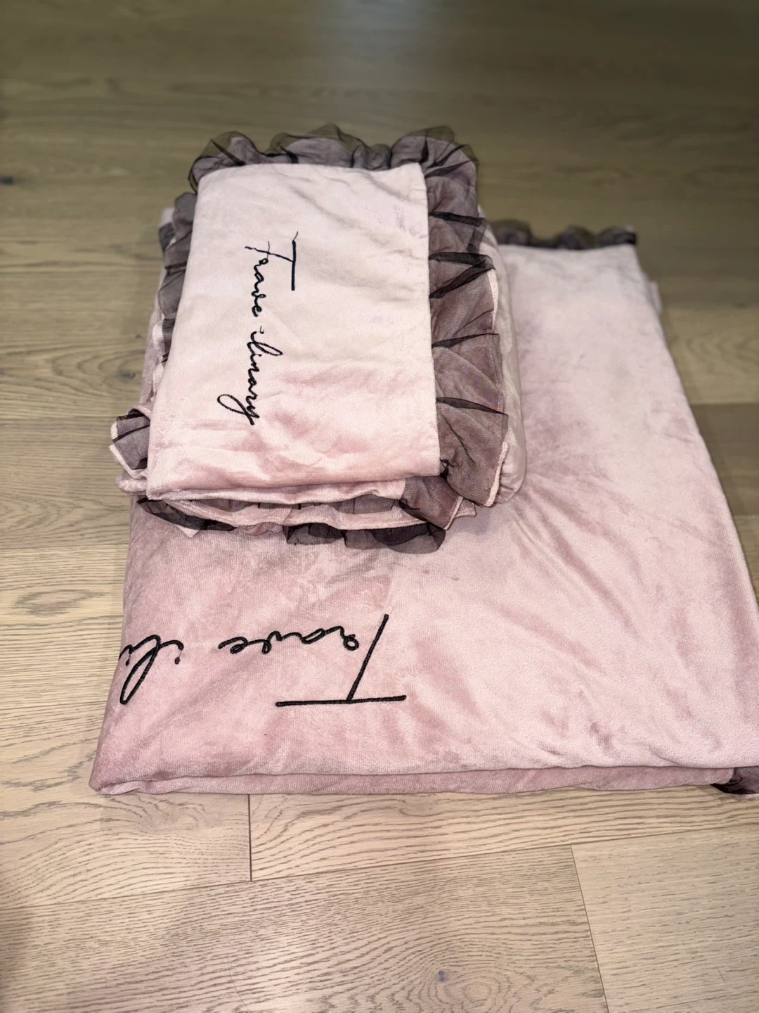 Smoke Pinky velvet Bedding Set 4pcs, king size - photo 2