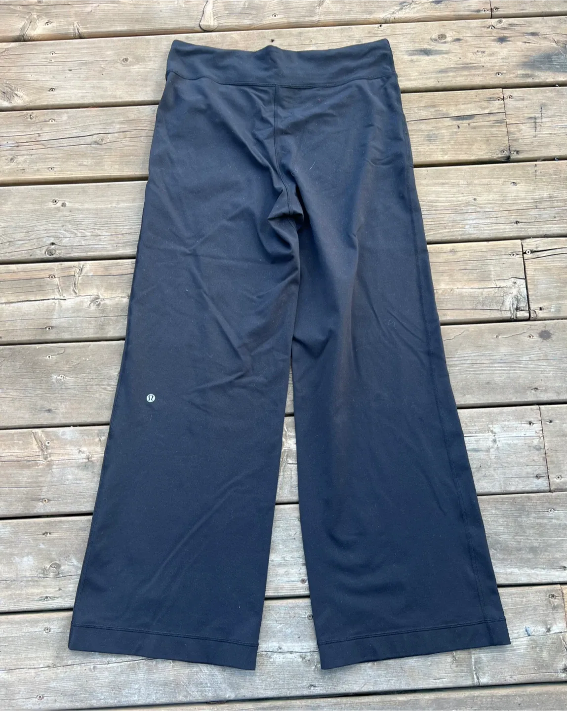 Lululemon Black Pants Size 8 image indicator(4)