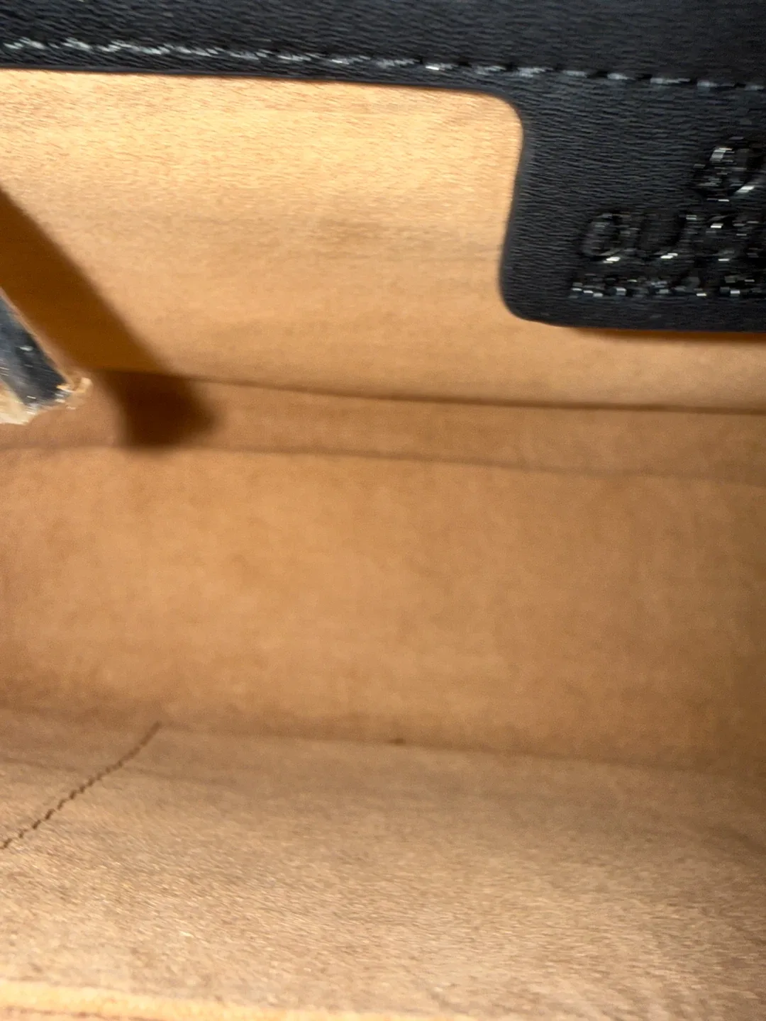 Gucci Padlock GG Supreme Shoulder Bag Authentic image indicator(6)