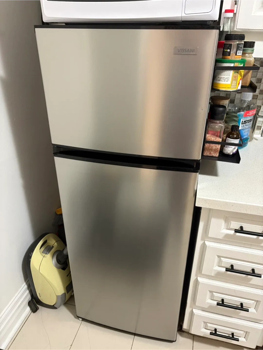 Vissani Fridge
