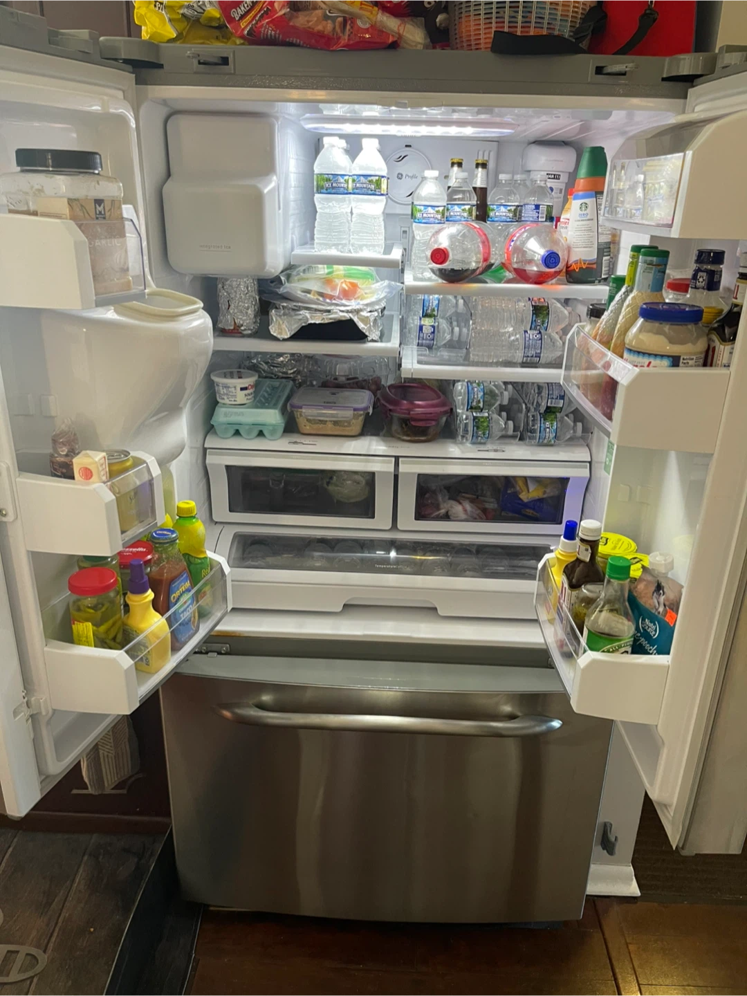 Refrigerator - photo 2