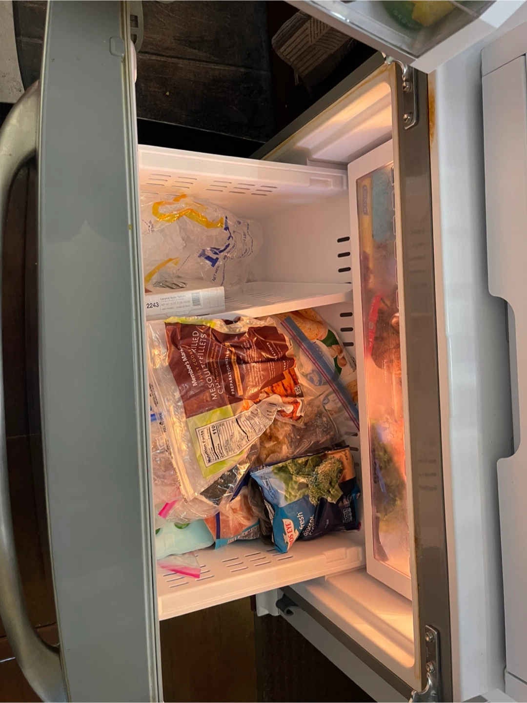 Refrigerator - photo 3