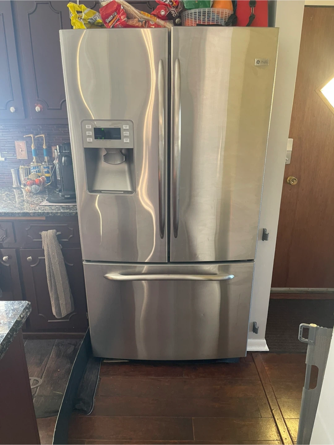 Refrigerator