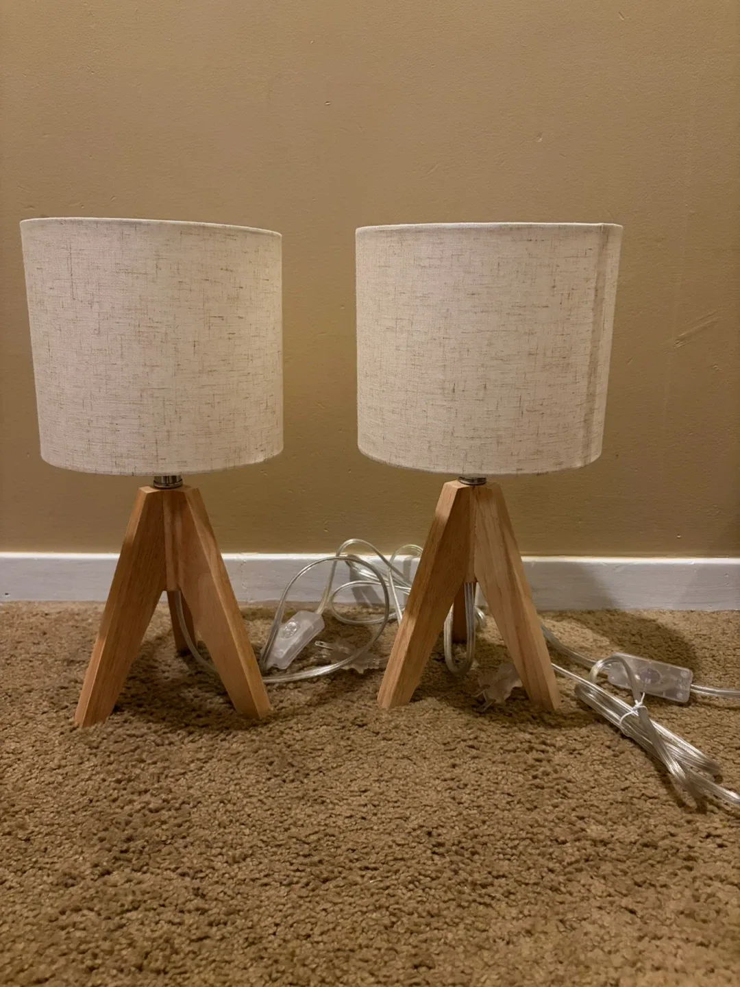 Set of 2 Tripod Table Lamps