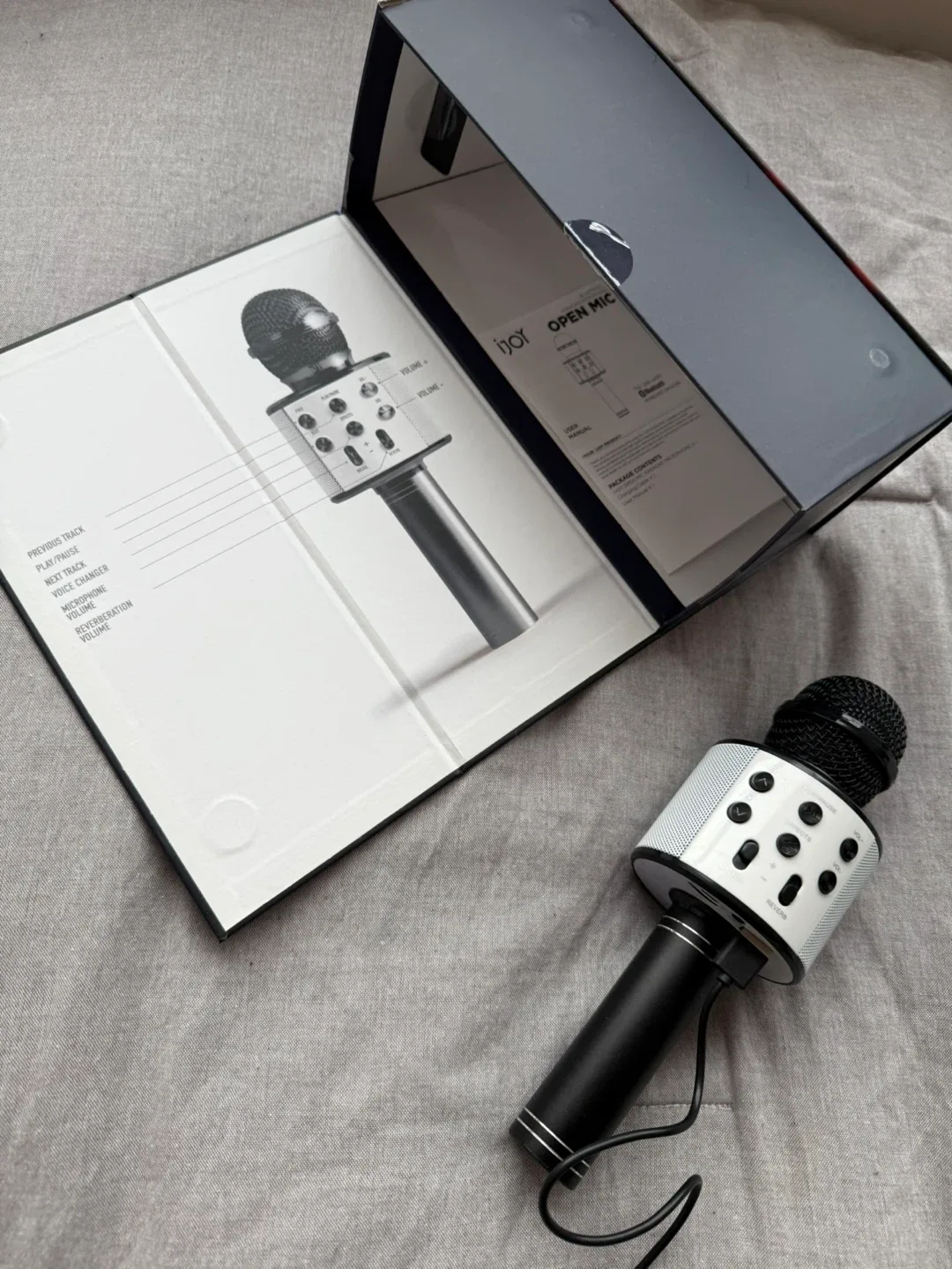 iJoy Open Mic Bluetooth Karaoke Microphone image indicator(2)