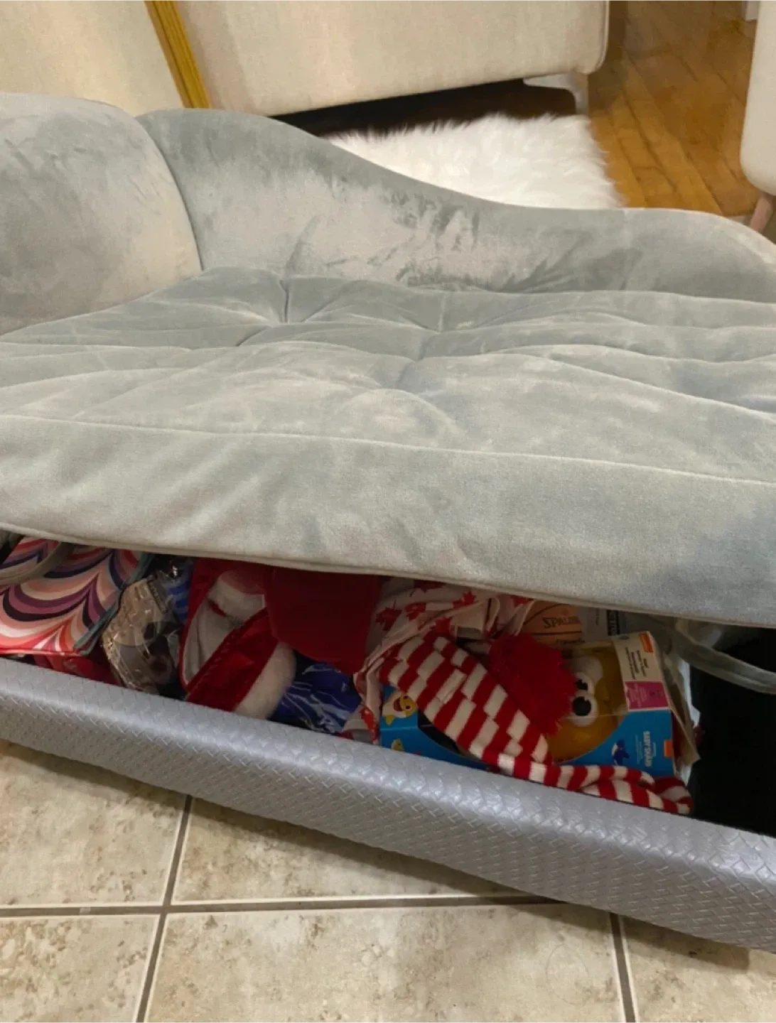 Grey Chaise Lounge for pet image indicator(2)