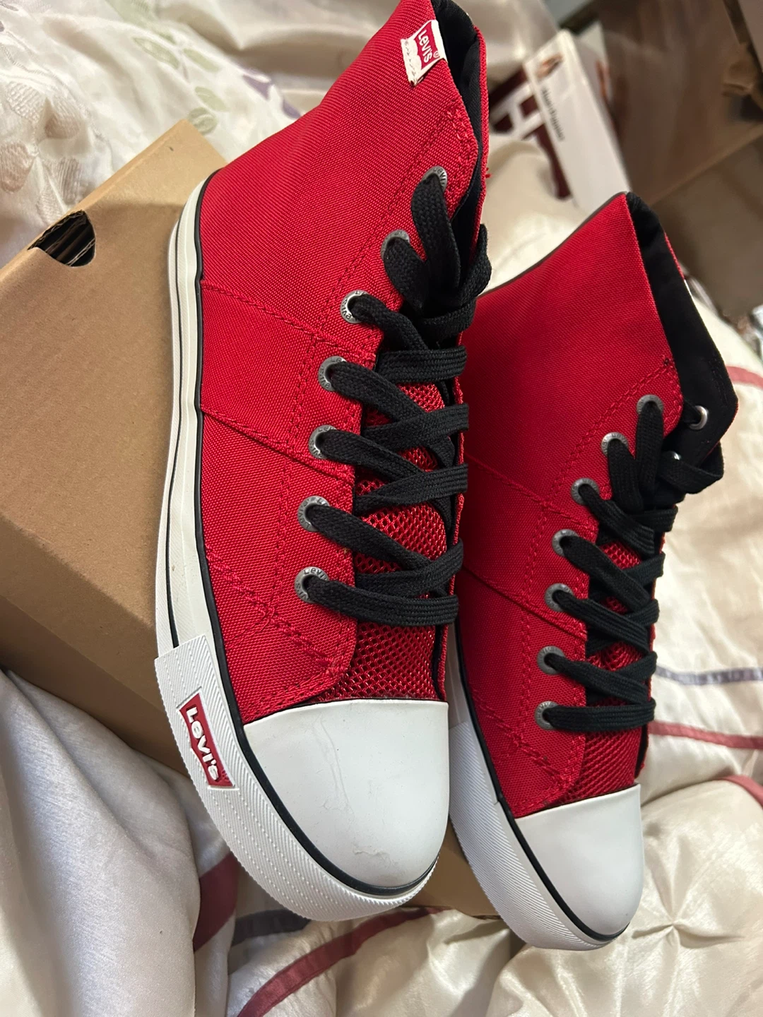 Levi's Hamilton Energy Red/Black Sneakers - Size 8.5