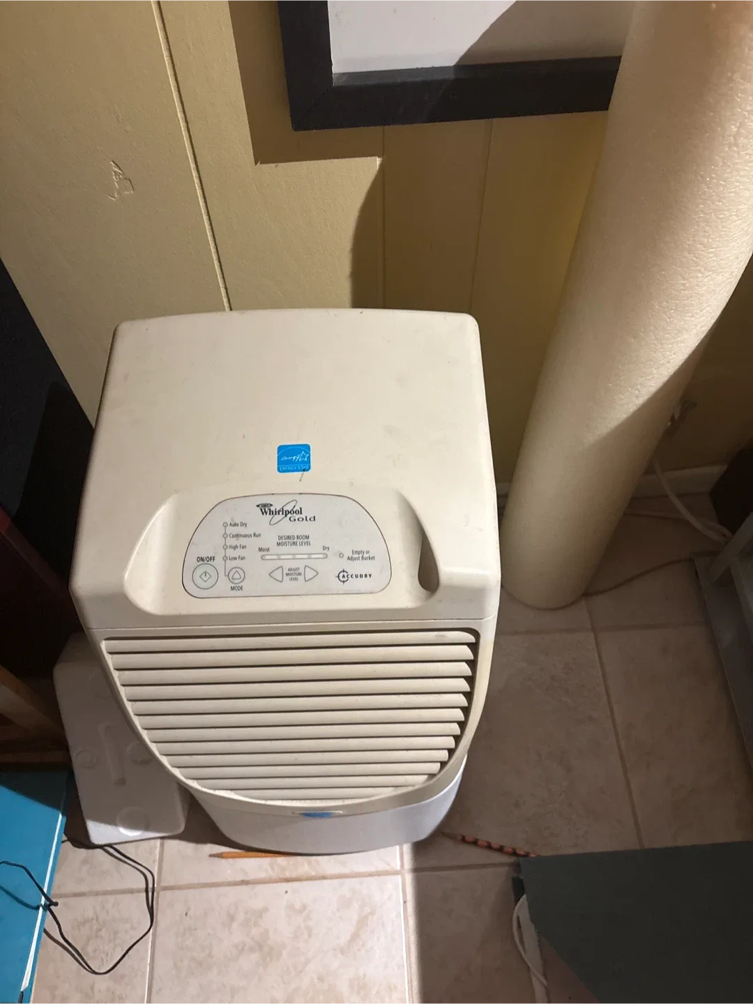 Whirlpool Gold Dehumidifier image indicator(3)