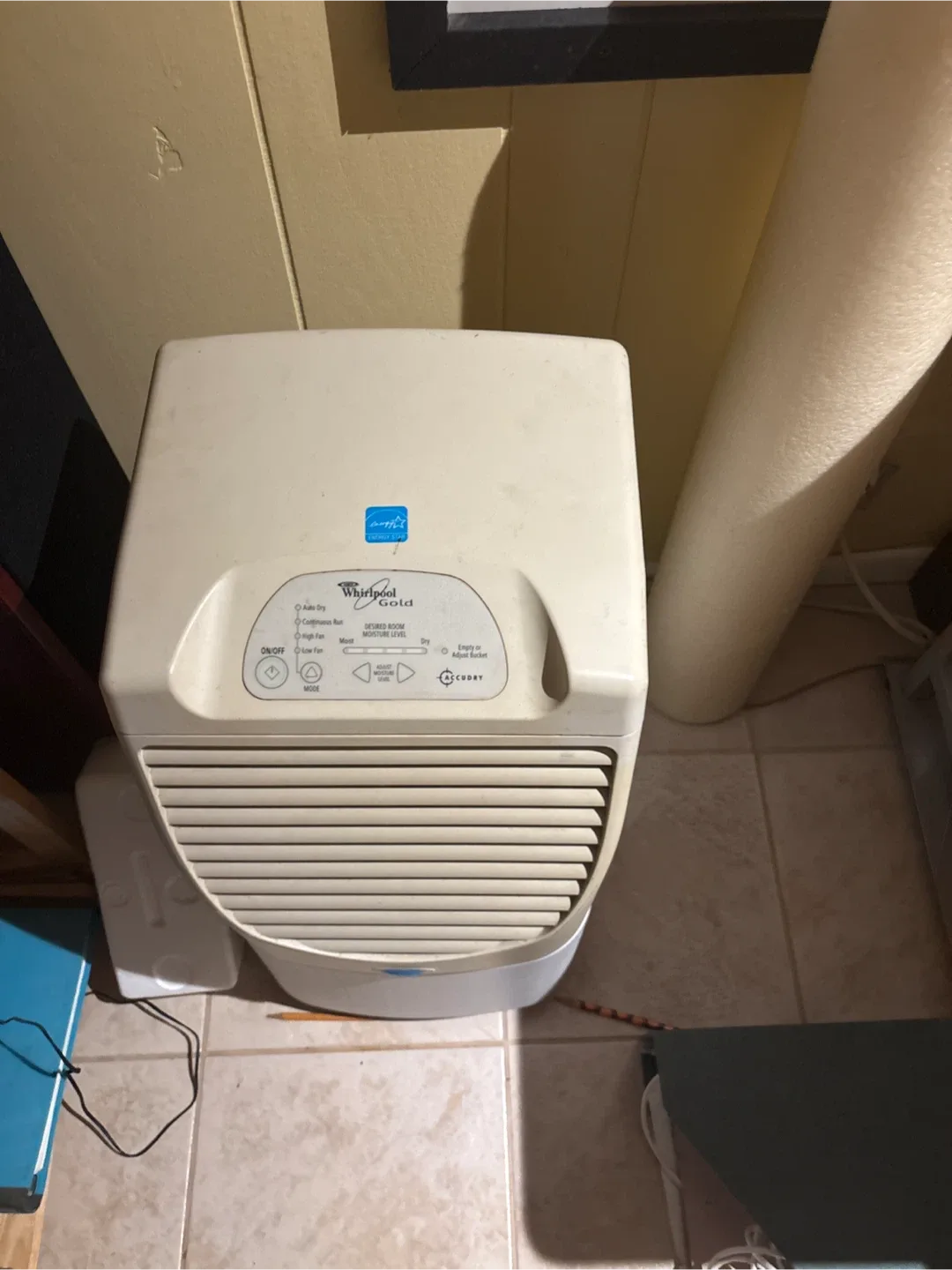 Whirlpool Gold Dehumidifier image indicator(2)