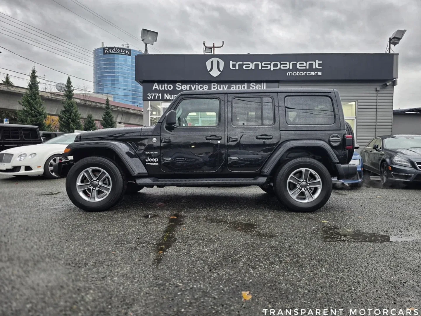 2021 Jeep Wrangler Unlimited Sahara 4x4 image indicator(3)