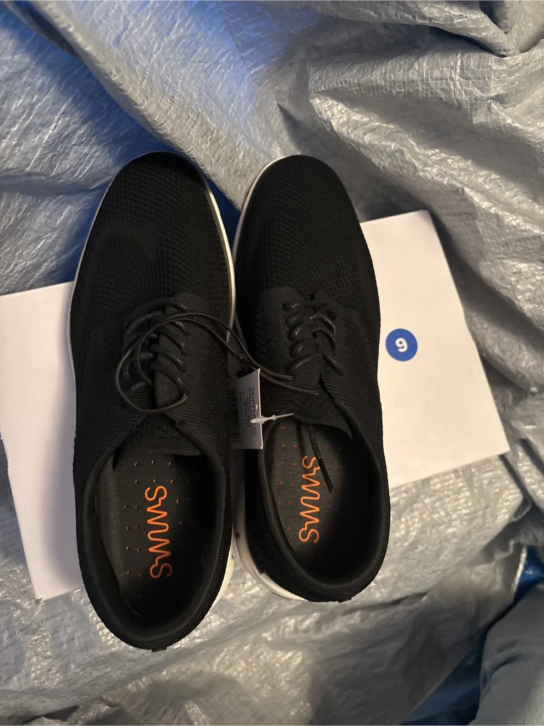 Men’s black SWIMS Breeze Knit Oxford Shoes - Size 9