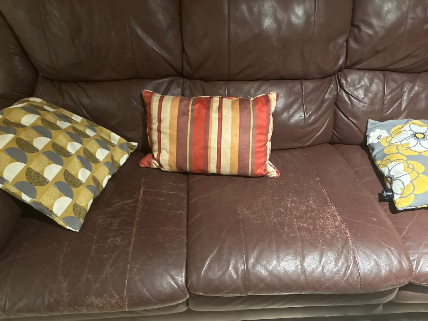 Assorted Decorative Pillows image indicator(5)