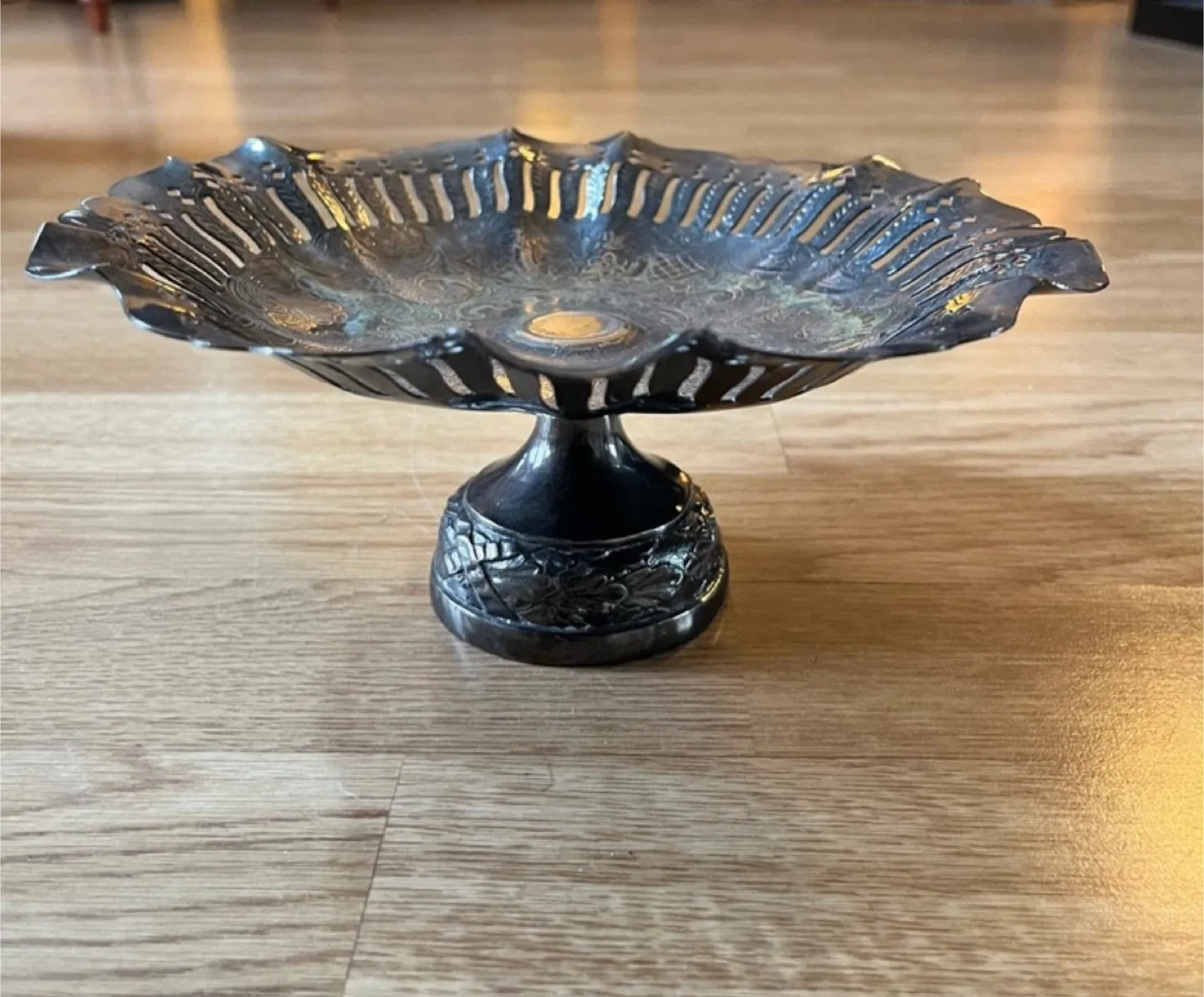 Huge bundle of Vintage Pewter Decorative Items image indicator(6)