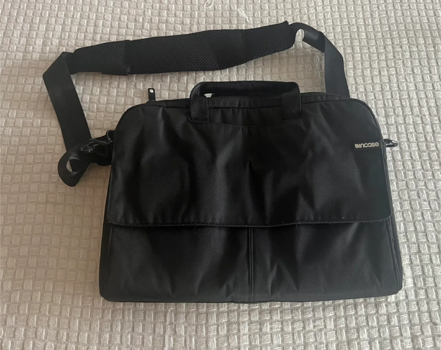 Incase Laptop Bag Black