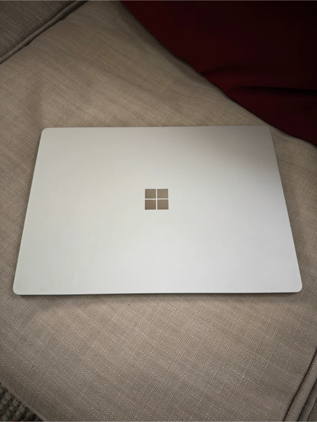 Microsoft Surface Laptop - 8GB RAM, 256GB Storage