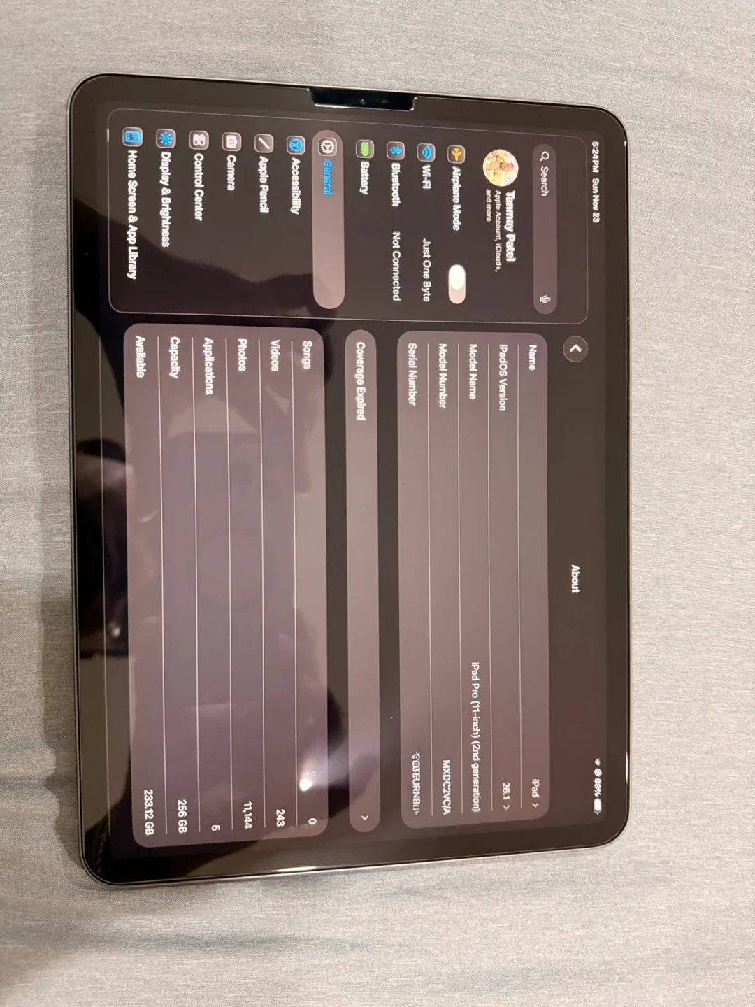 iPad Pro 11” (2nd Gen) – 256GB – Mint Condition – $650 image indicator(7)