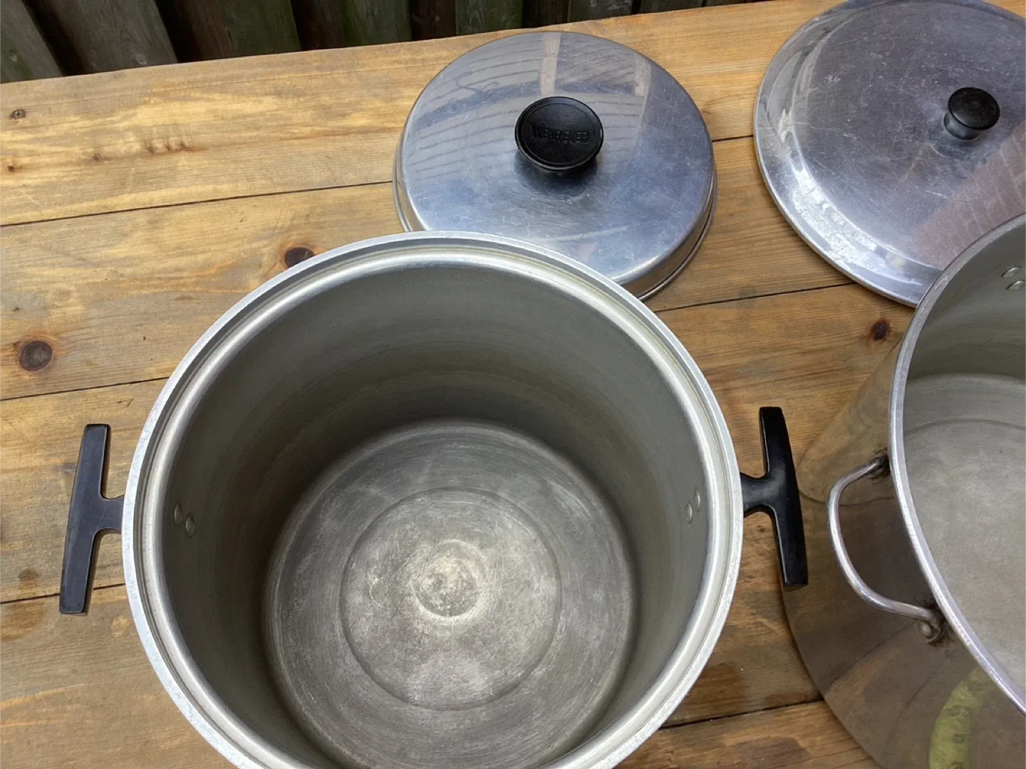 WearEver Stock Pot with Lid image indicator(6)