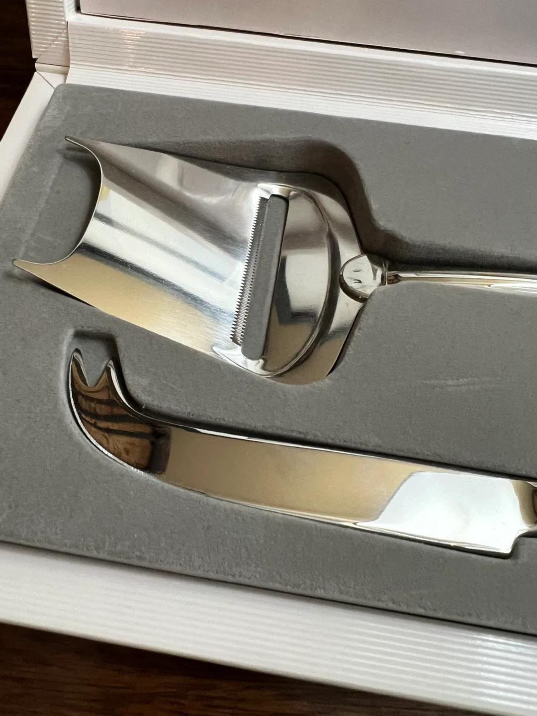 Mikasa Cheese Set image indicator(2)