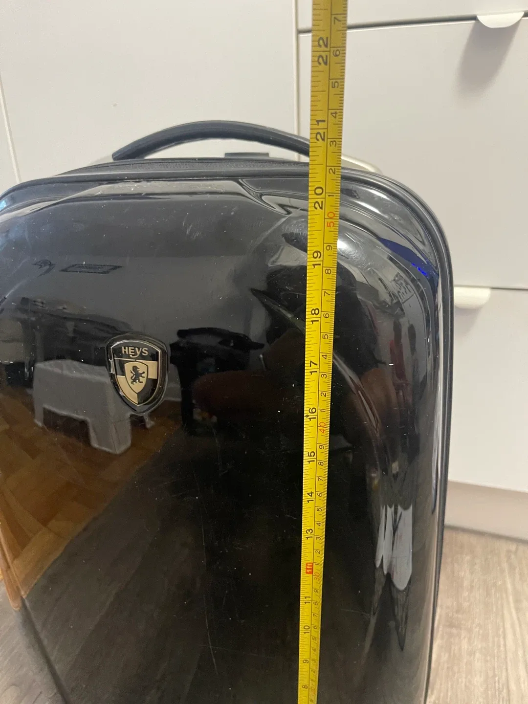 HEYS Black Carry-On Luggage image indicator(5)