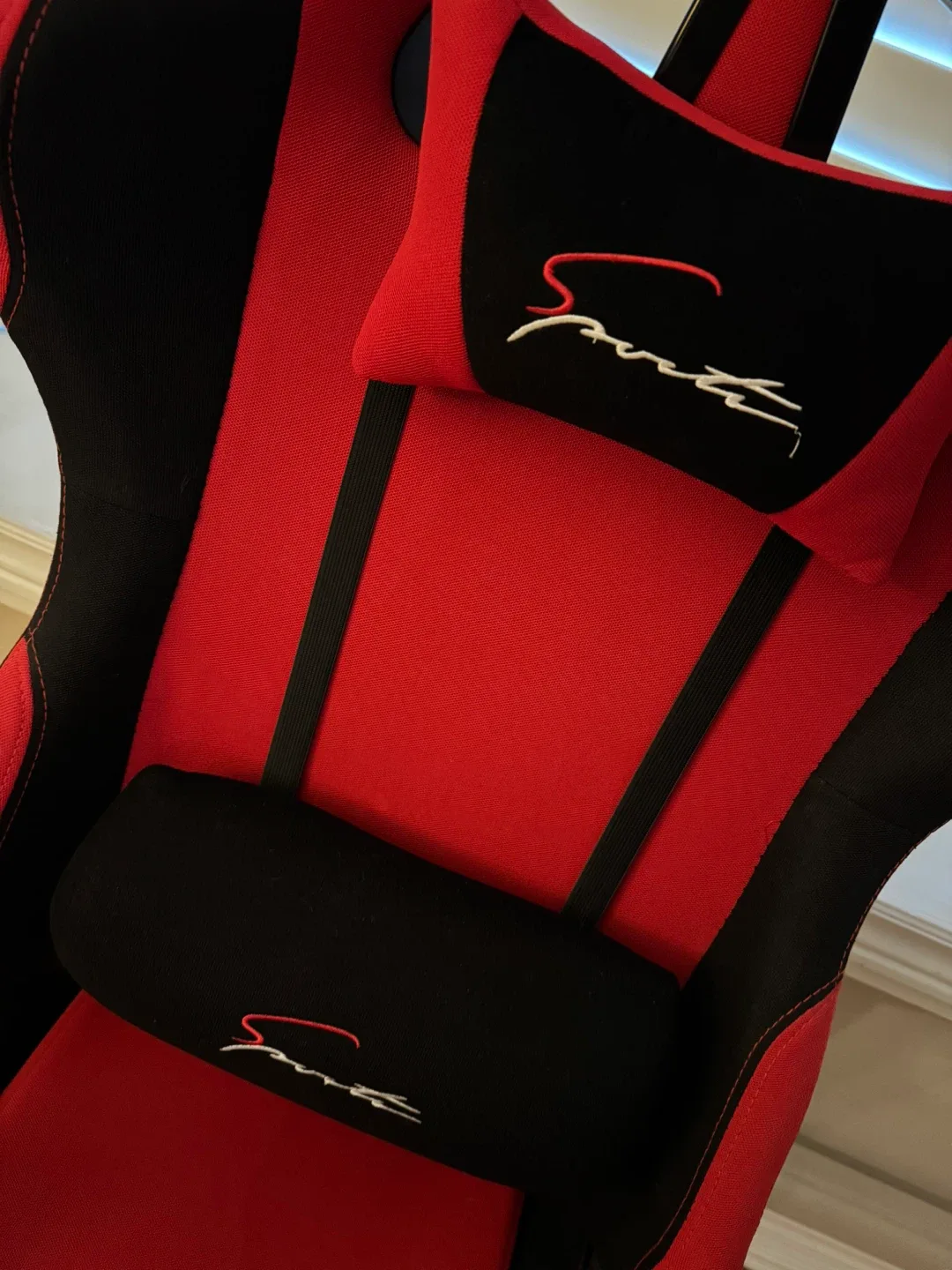 Red & Black Gaming Chair image indicator(3)