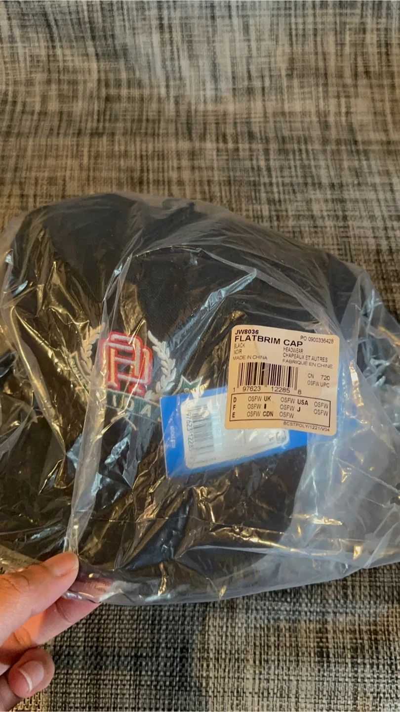 Adidas Originals Sports Club Cap - Black OSFM and OSFW image indicator(9)