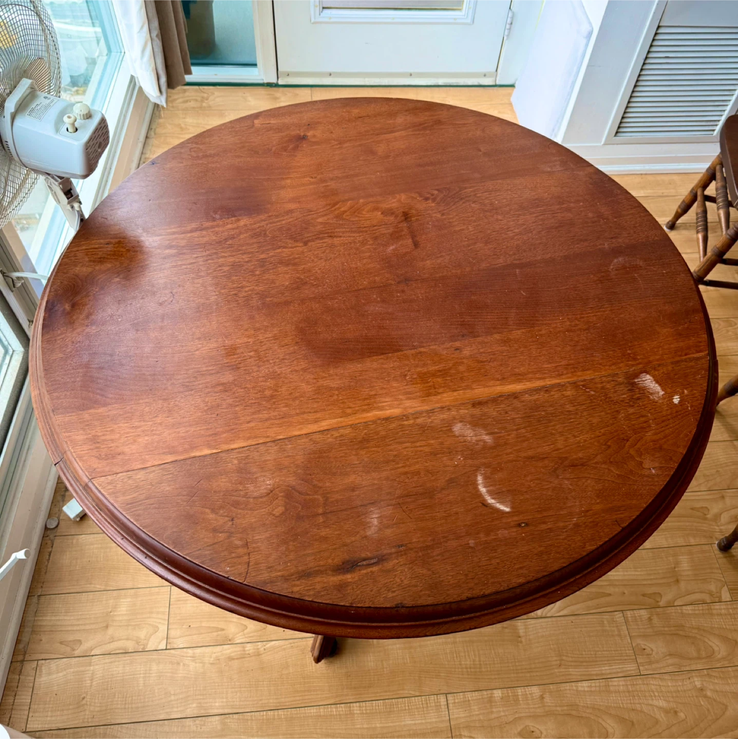 Vintage Round Wooden Dining Table with 4 Chairs - photo 3