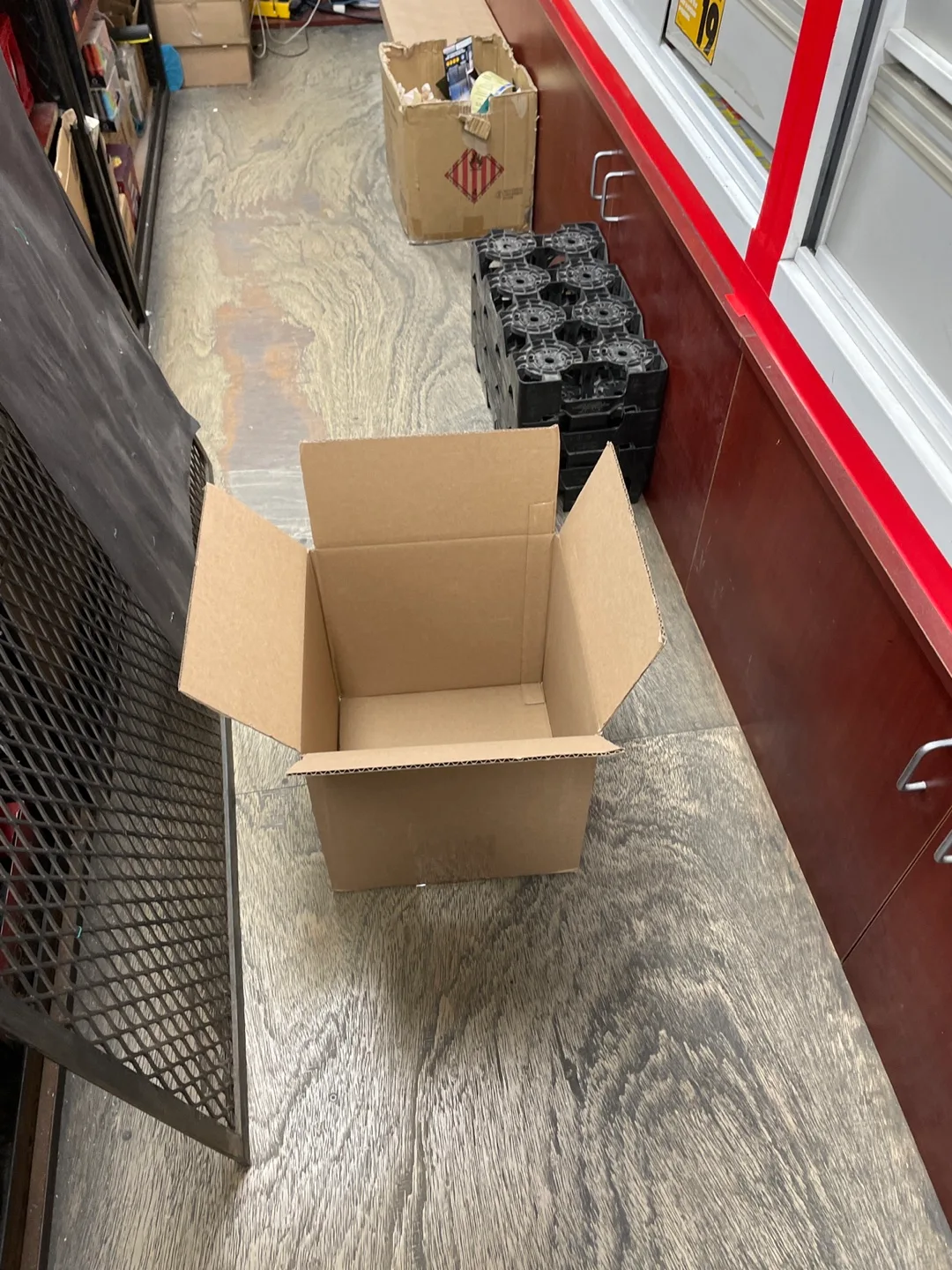 Cardboard Boxes - Variety of Sizes image indicator(2)