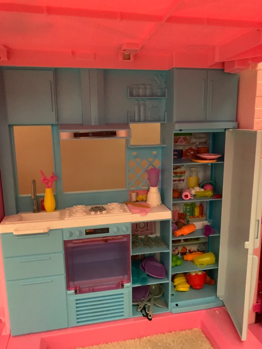 Barbie Dreamhouse Playset with Slide & Pool image indicator(8)