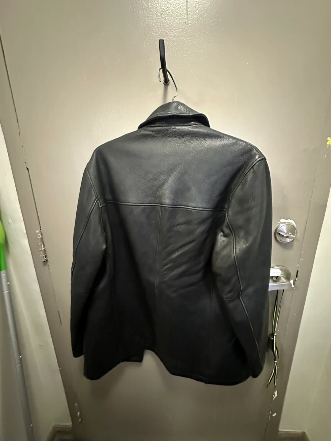 Roots Black Leather Jacket - Size S/P - photo 2