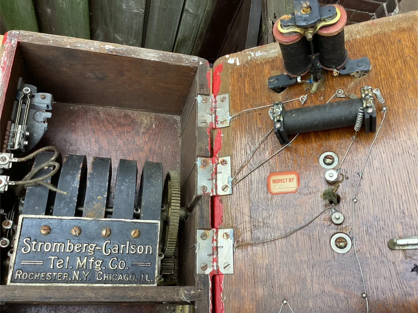 Antique STROMBERG-CARLSON Hand Crank Wall Mount Telephone image indicator(6)