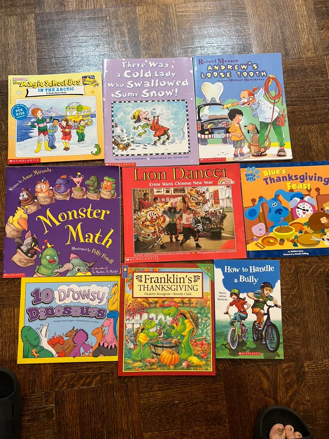 Kids' Book Bundle: Magic School Bus, Robert Munsch & More!