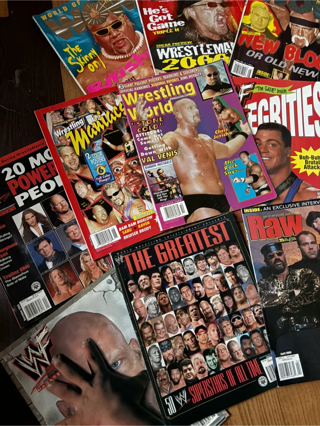 Vintage WWF/WWE Wrestling Magazines Lot x12 1999-2004 image indicator(3)