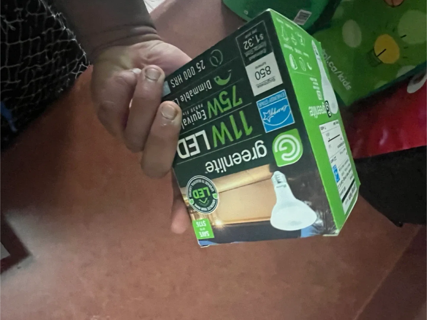 Greenlite 11W LED Light Bulb - New in Box image indicator(6)