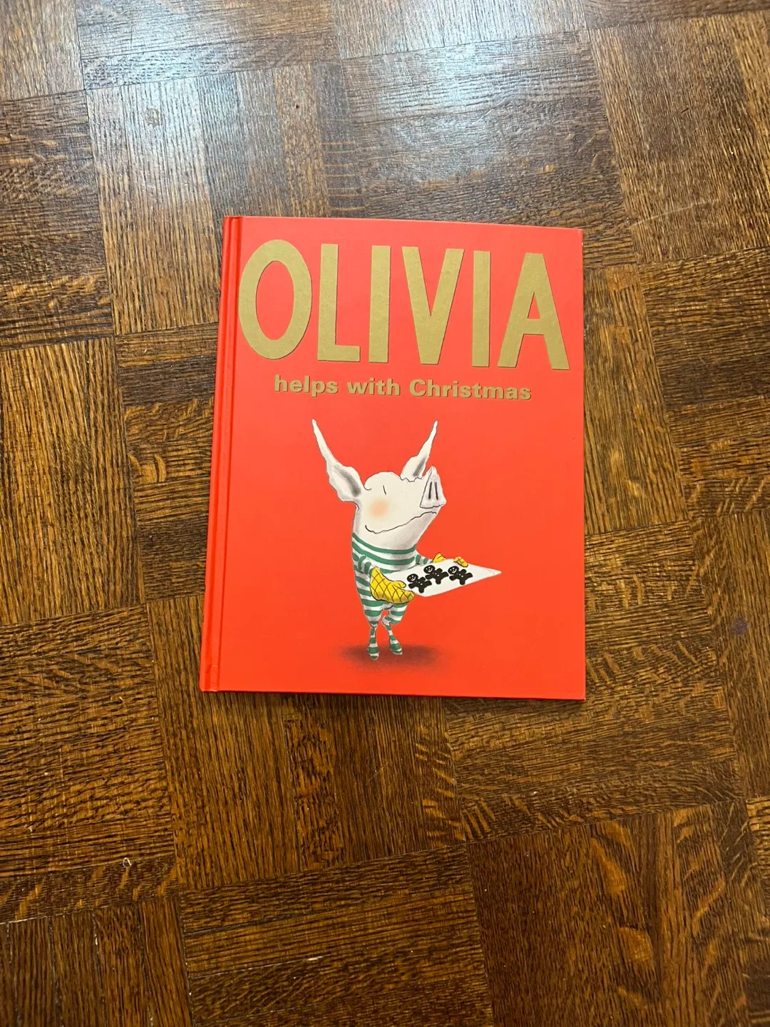 Olivia Helps with Christmas Book