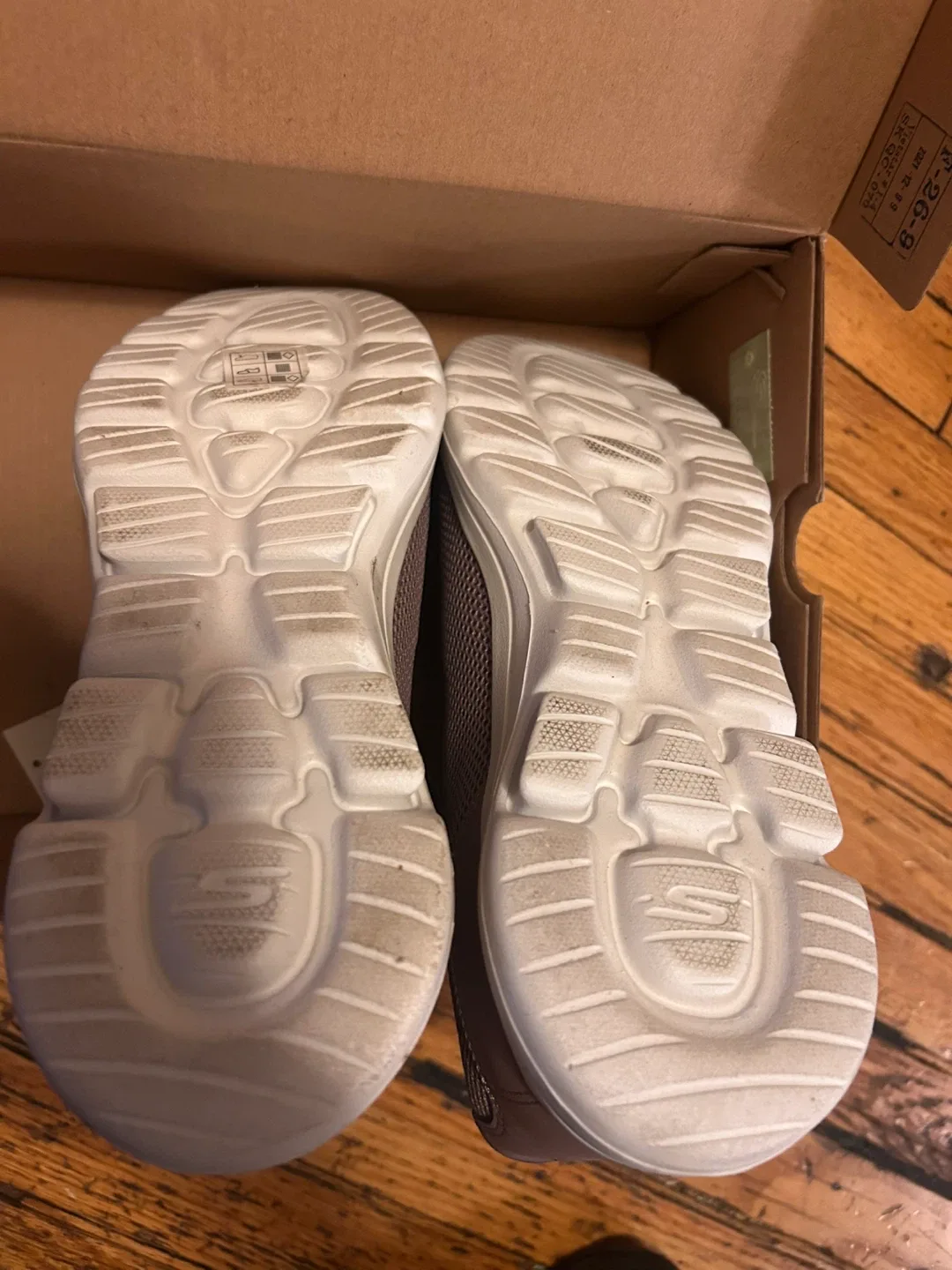 Skechers GOwalk 5 Slip-On Shoes- size 11 image indicator(5)