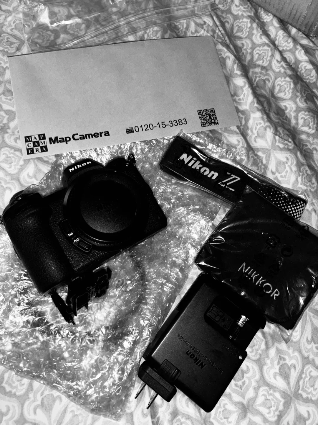 Nikon z6 with charger and card