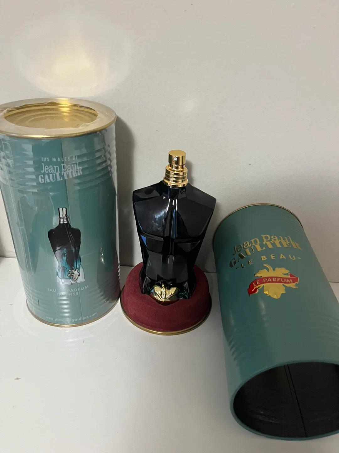 Jean Paul Gaultier "Le Beau" Eau de Parfum 125ml image indicator(3)