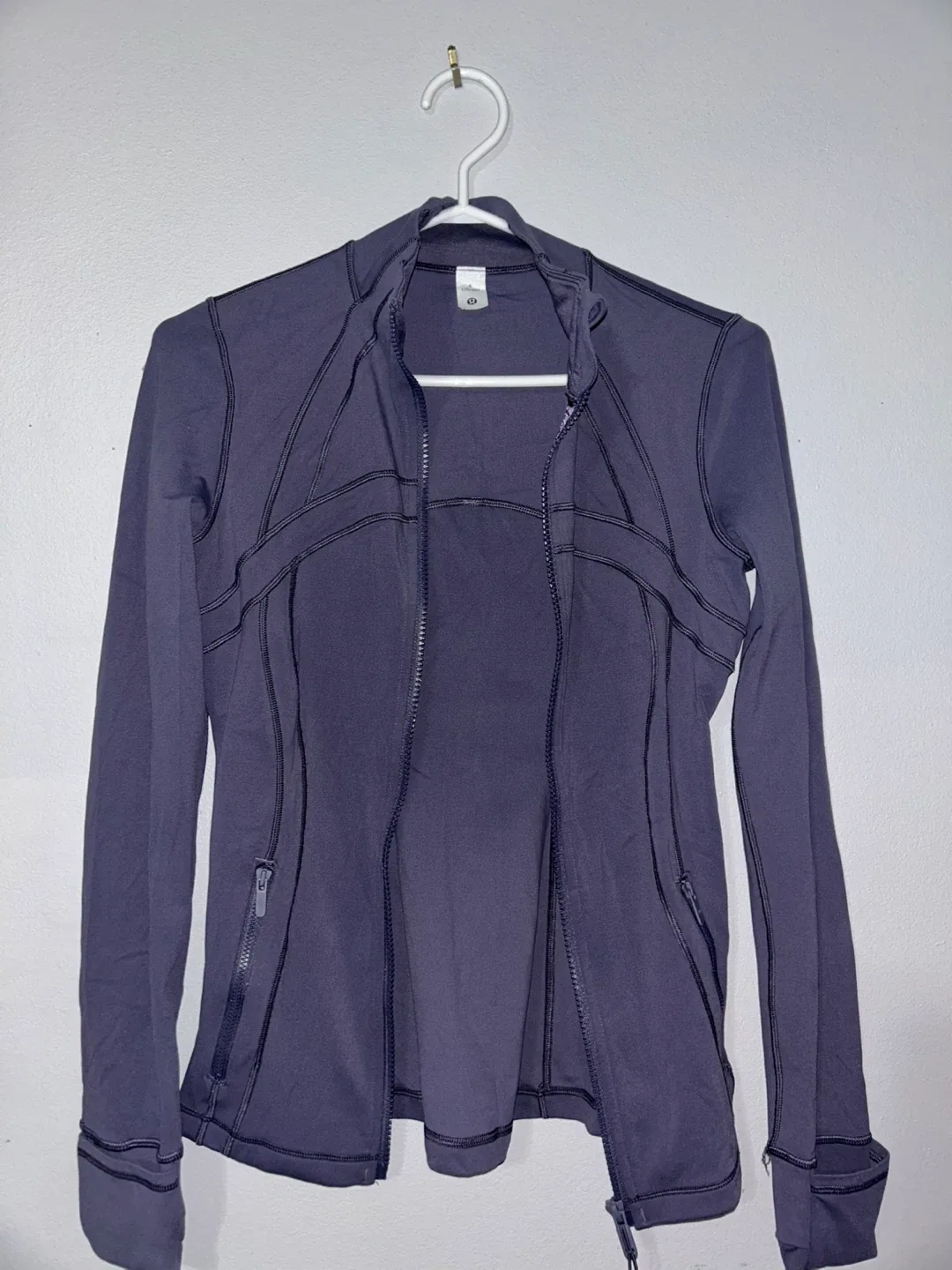 Lululemon Define Jacket, Size 6, Purple image indicator(3)