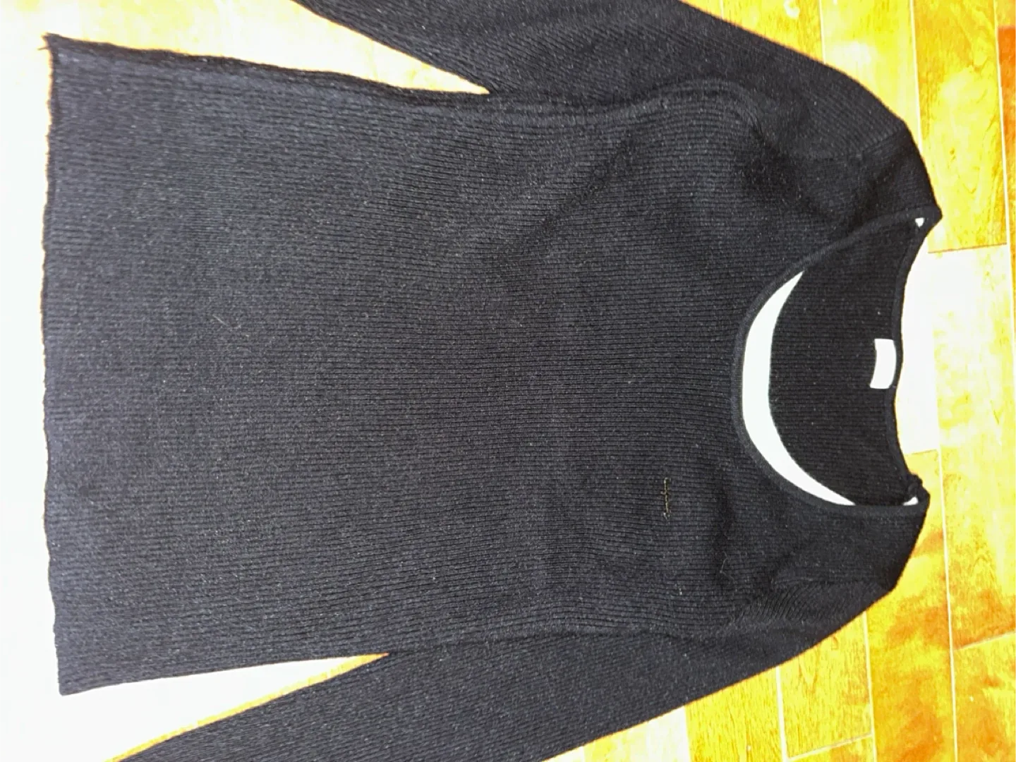 6 Vintage Clothes image indicator(3)