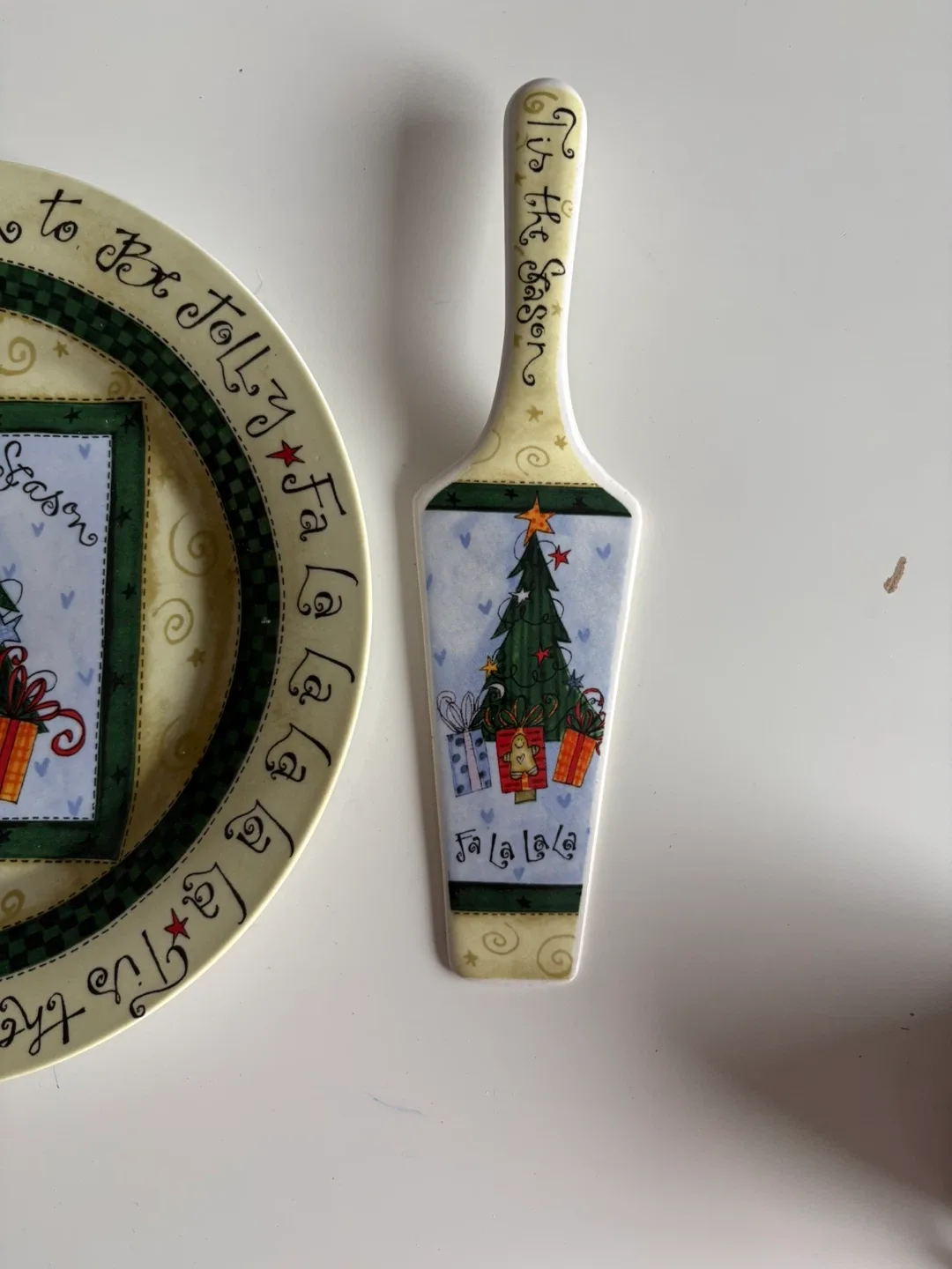 Tis the Season Plate and Server Set image indicator(3)