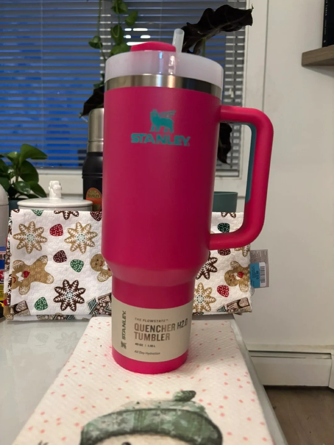 Stanley The Flowstate Quencher H2.0 Tumbler 40oz