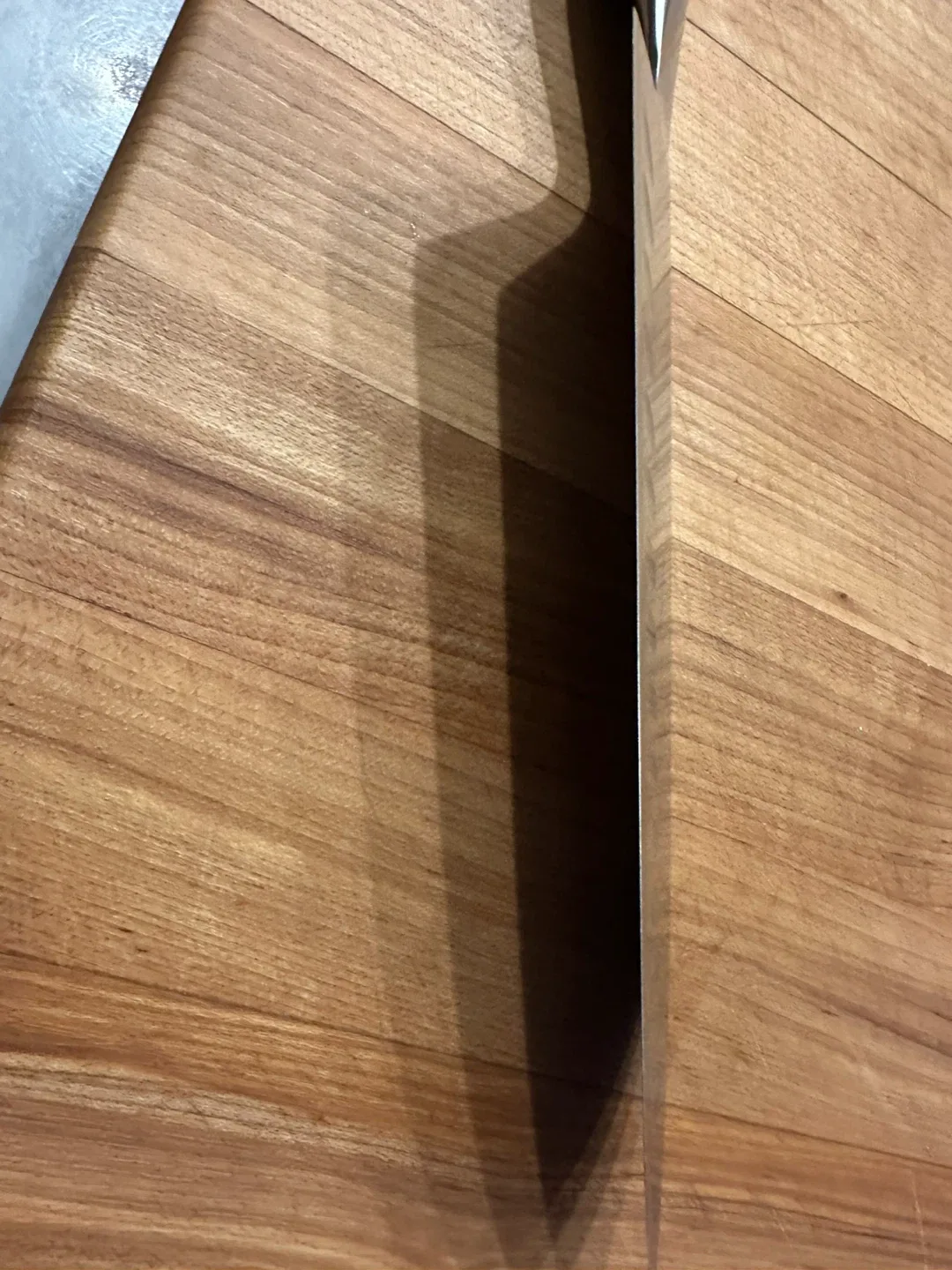 Global 7 inch Santoku Cromova G-80 Stainless Steel Knife image indicator(4)