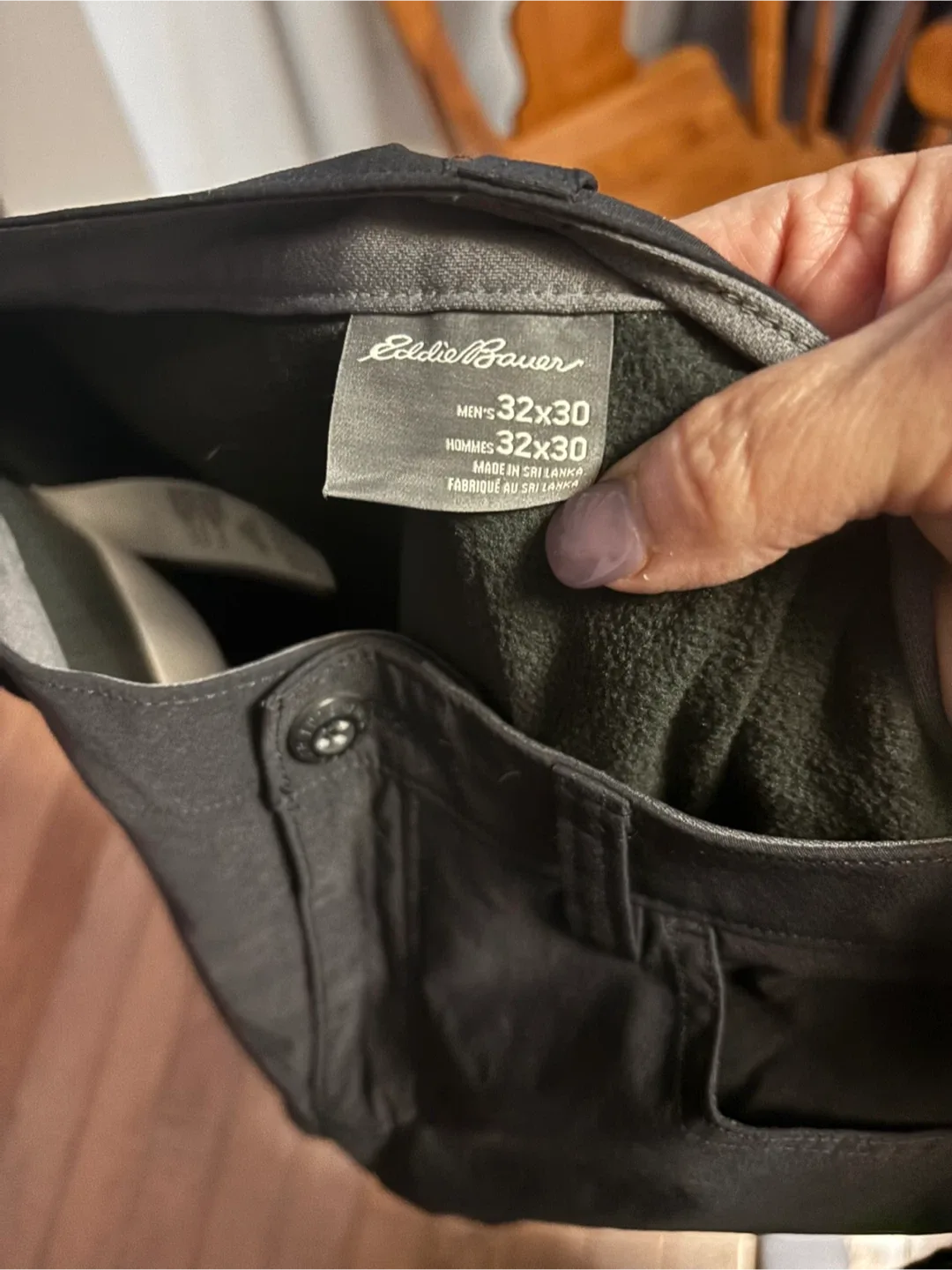 Eddie Bauer fleece lined Pants - 32x30 image indicator(7)