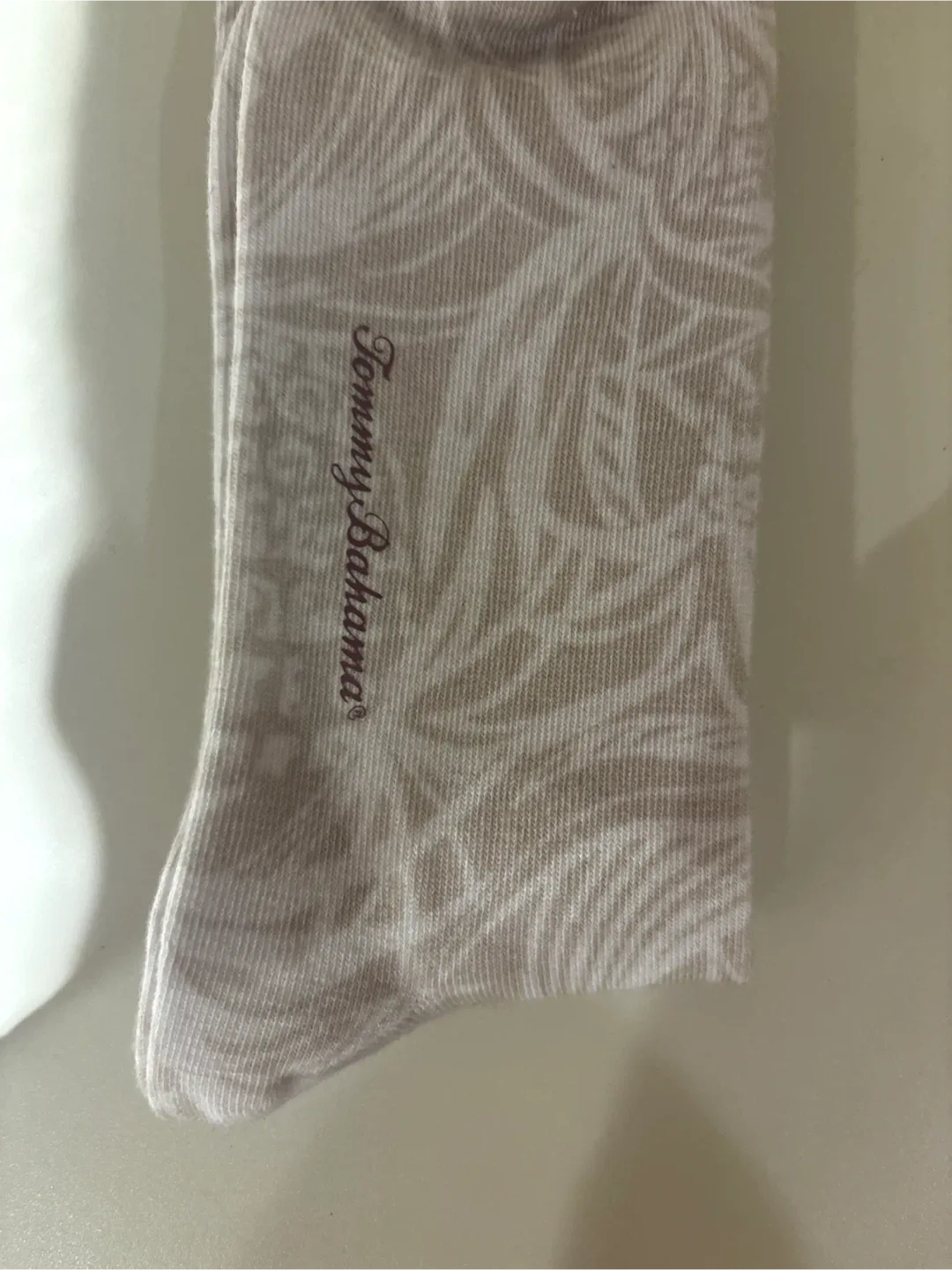 Tommy Bahama Men's Fine Hosiery Socks - One Size image indicator(6)