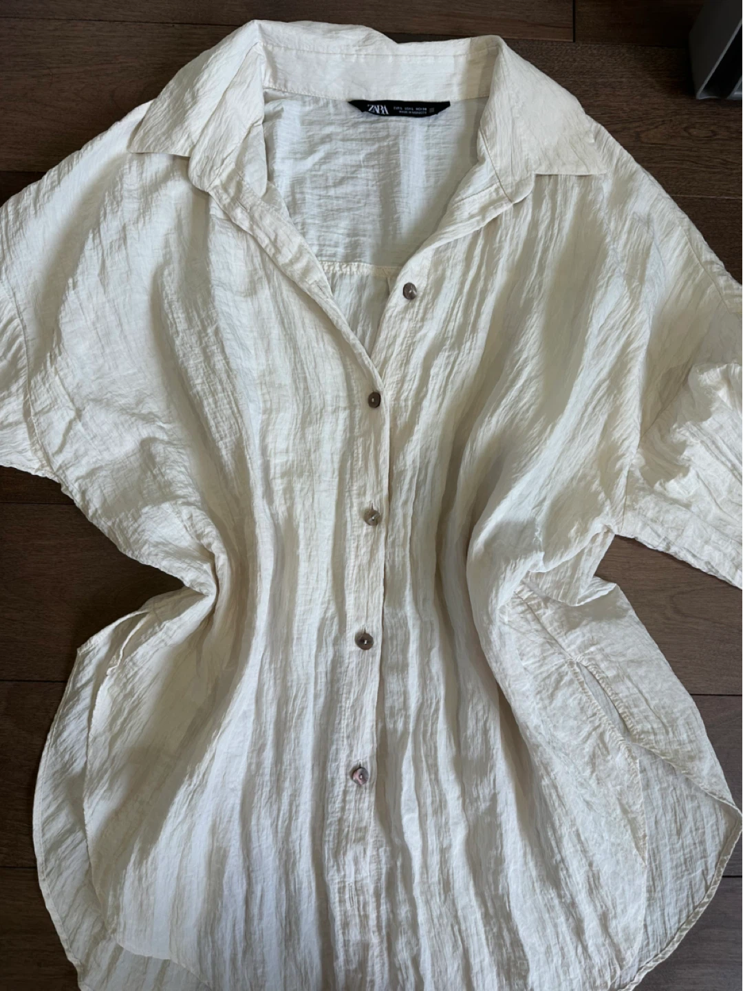 Zara Cream Button-Up Shirt - Size L