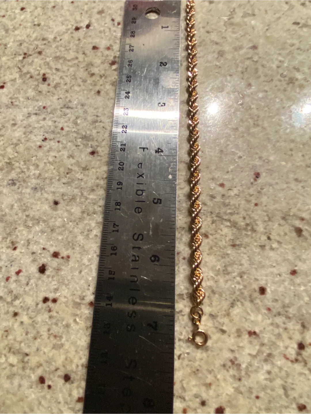 10k Gold Rope Chain Bracelet image indicator(4)