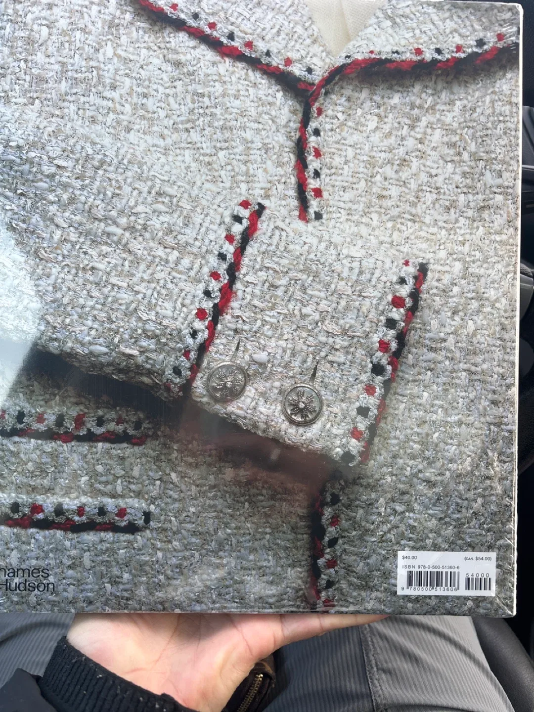 Chanel Collections and Creations Coffee Table Book image indicator(2)