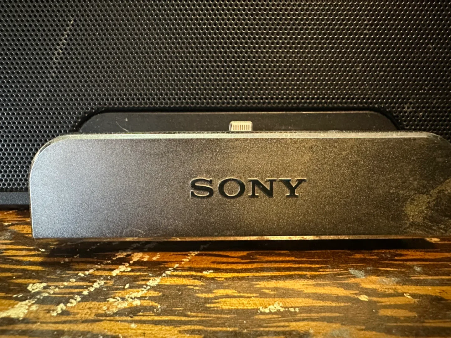 IPhone speaker/charger