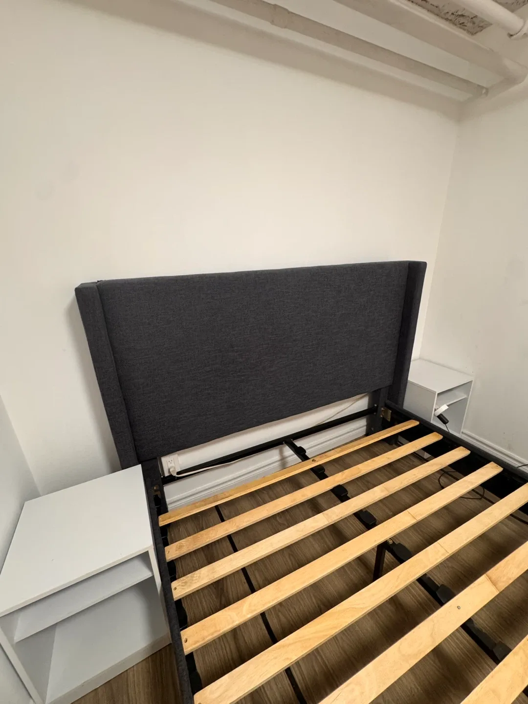 Bed Frame with Headboard - Queen size image indicator(4)