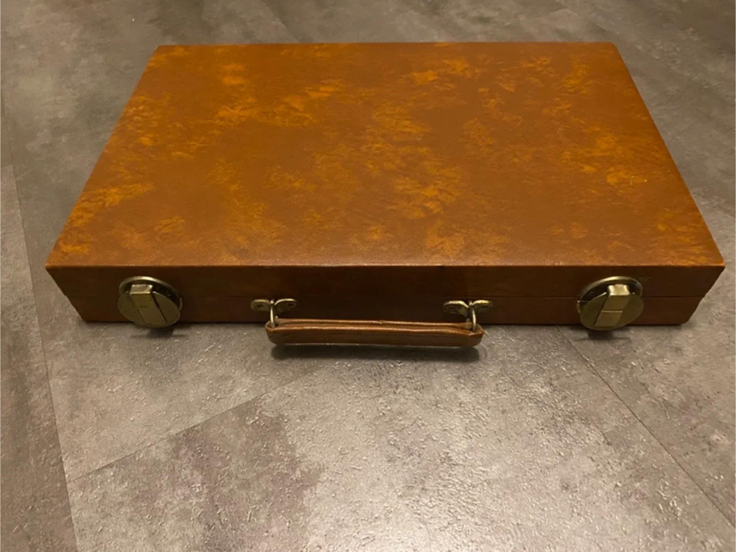 Vintage Portable Faux Leather Backgammon Set! image indicator(7)